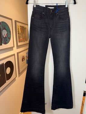 NWT Eunina Women's Black Mid Rise Flared Jeans Size 0 / 24 inch waist